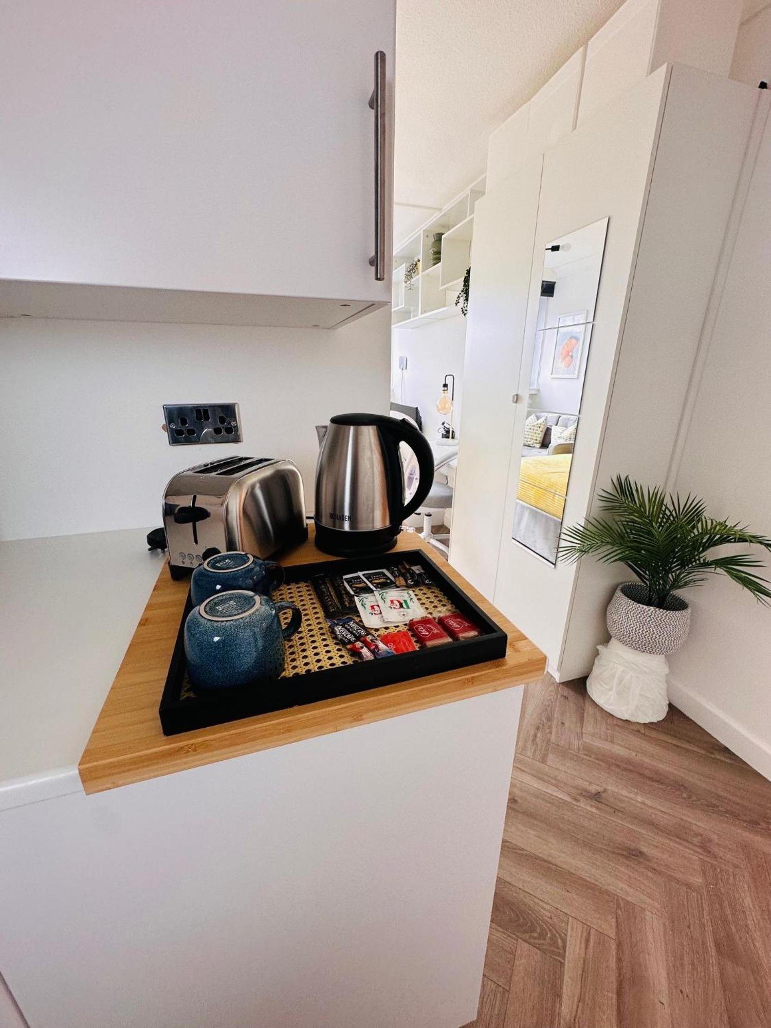 R1 - Private Room In Modern Shared Apartment, Each With Kitchenette, Central Birmingham Zewnętrze zdjęcie